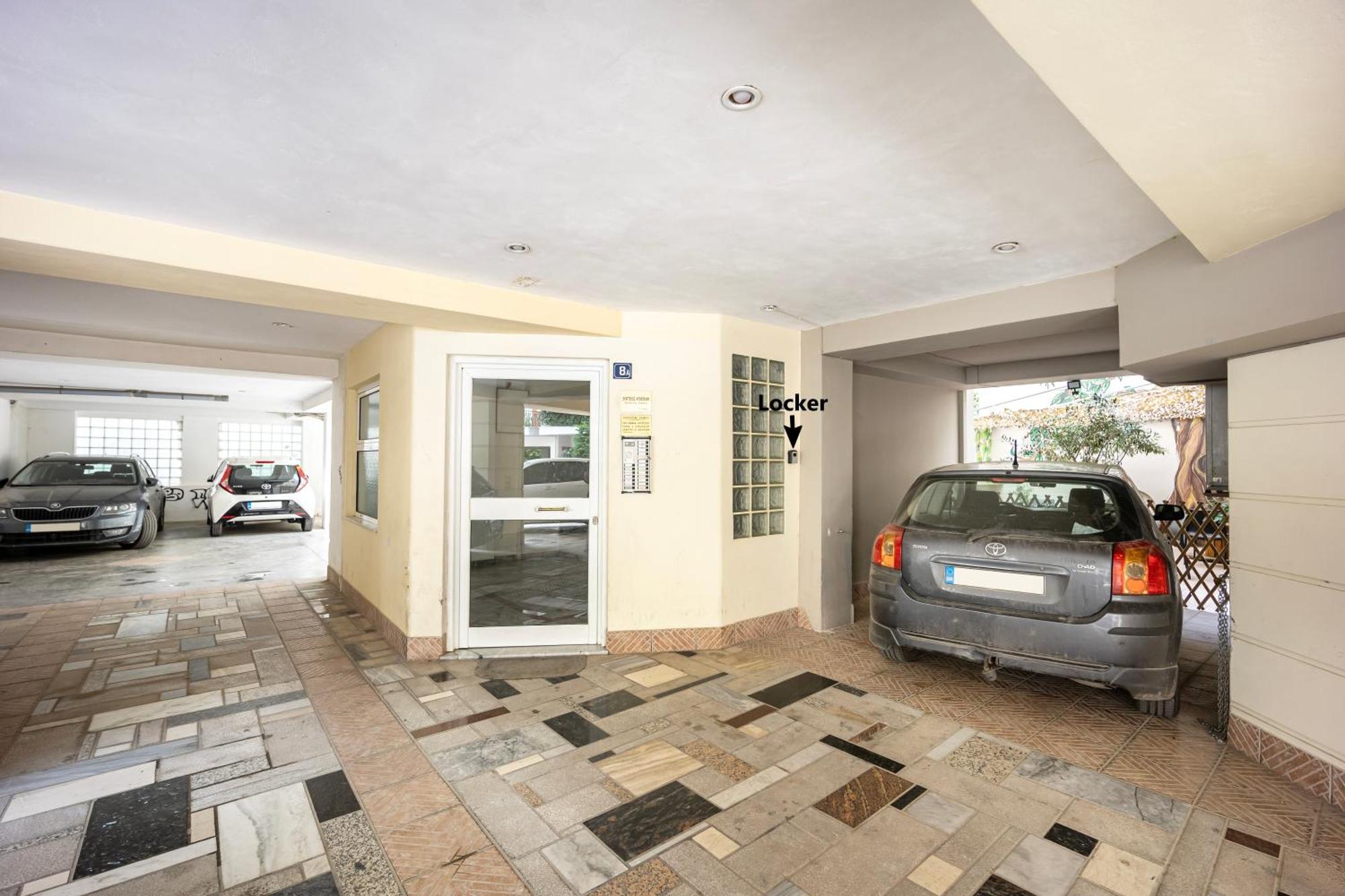 Fabulous Central Apartment Close To The Sea! Chalkís Exterior foto