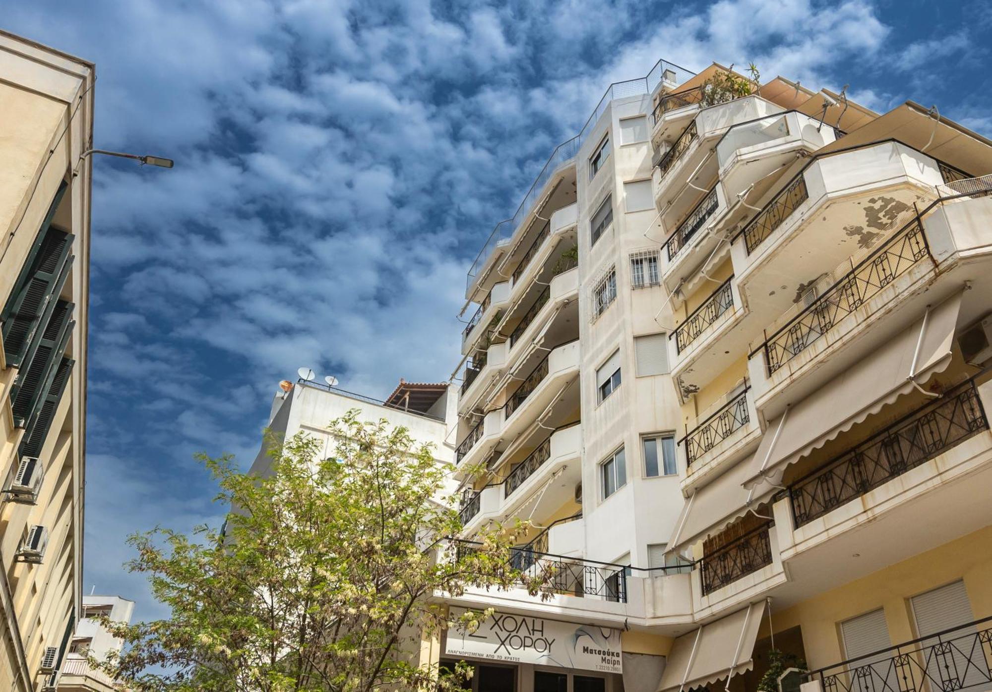 Fabulous Central Apartment Close To The Sea! Chalkís Exterior foto