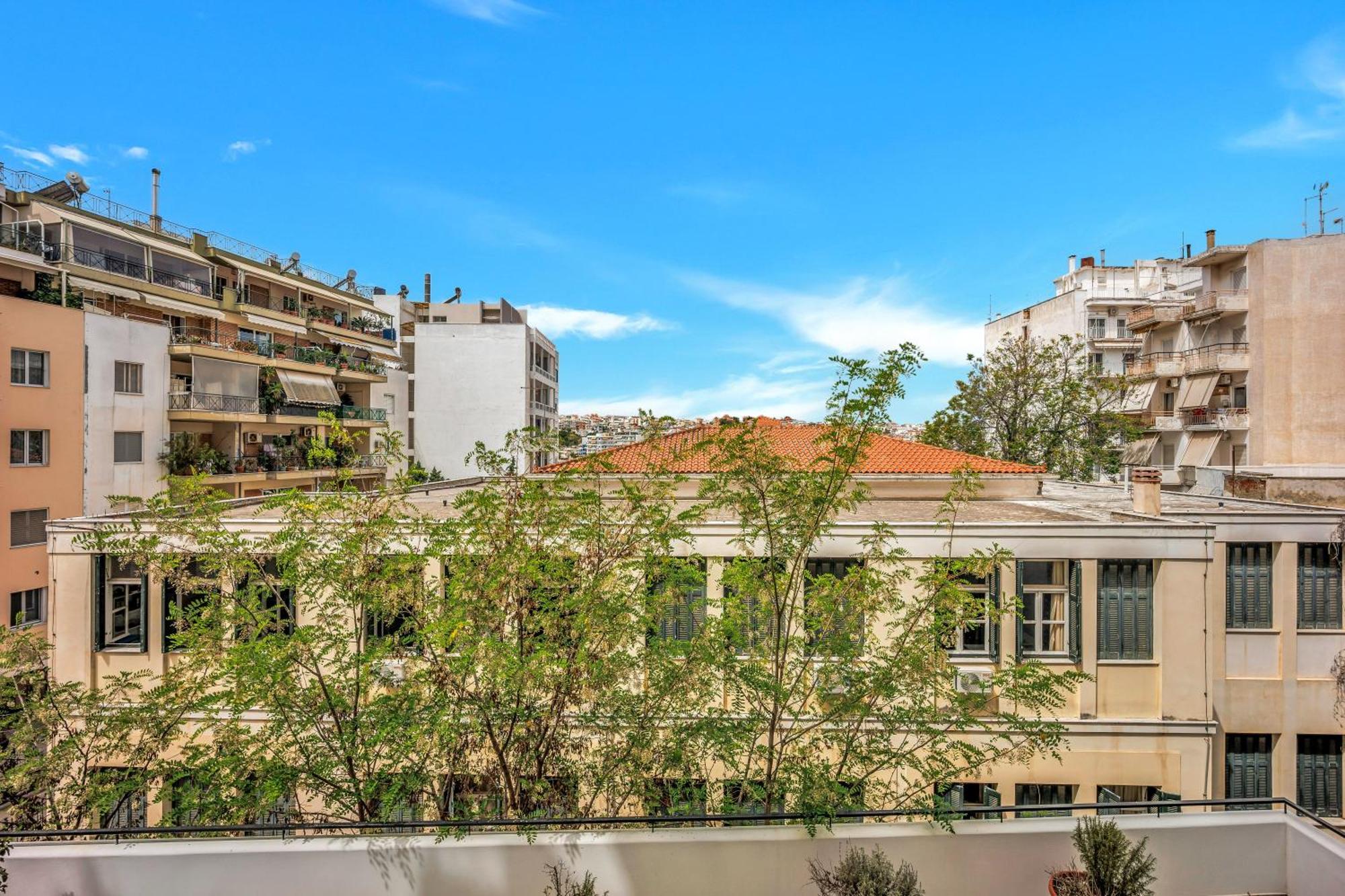 Fabulous Central Apartment Close To The Sea! Chalkís Exterior foto